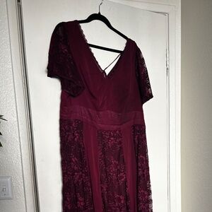 Burgundy prom dress Bridgerton theme